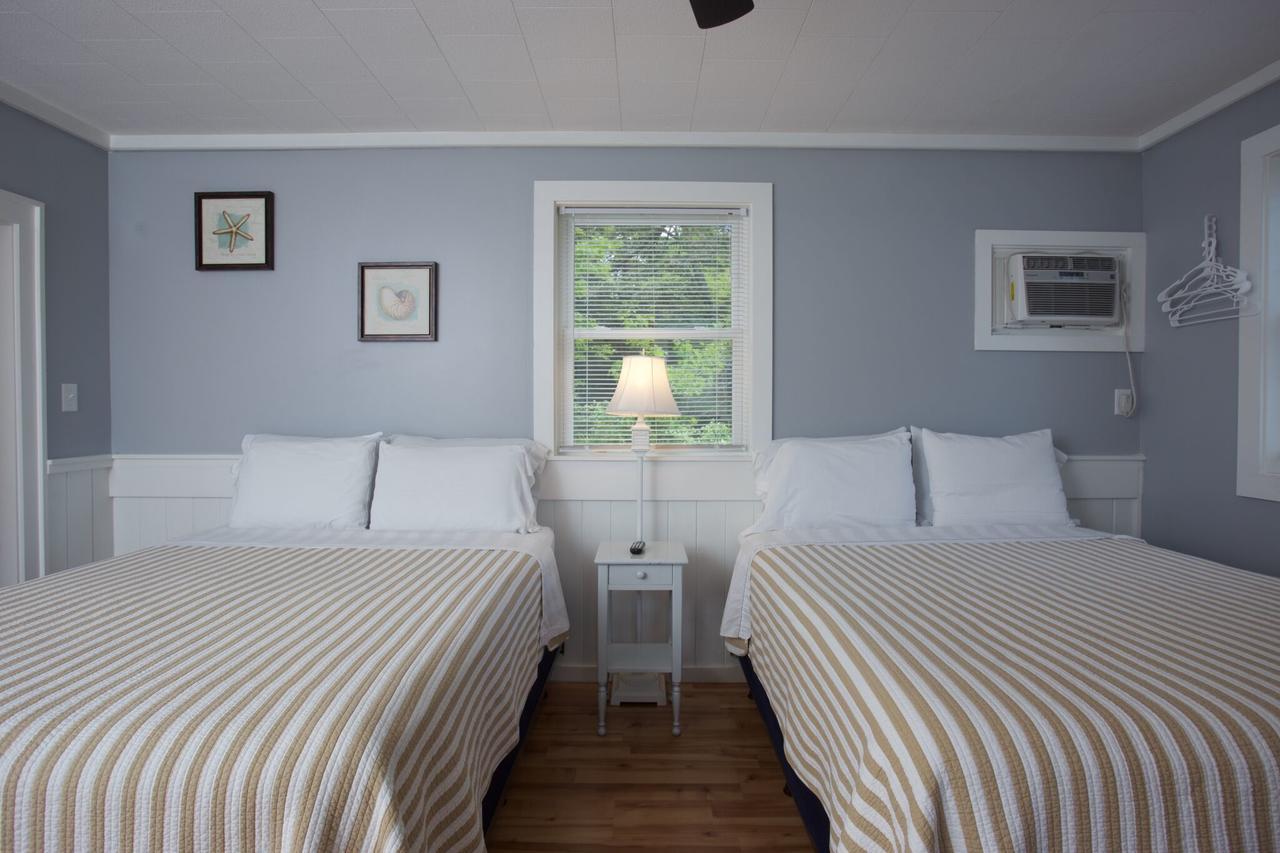 Drake'S Island Resort & Cottages Уелс Екстериор снимка